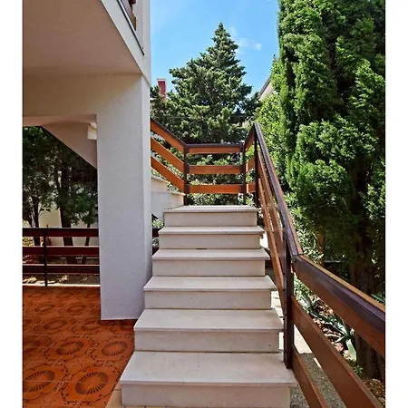 Apartament In Starigrad-paklenica 40050 Starigrad Paklenica