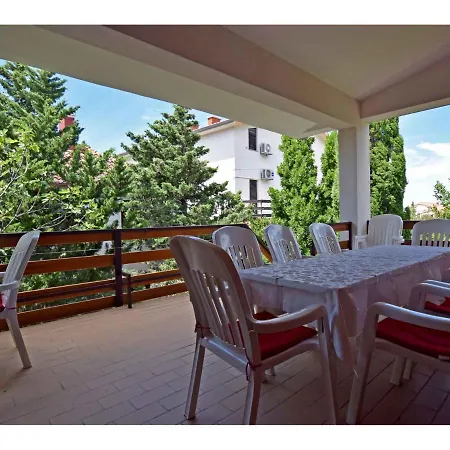 Apartman In Starigrad-paklenica 40050